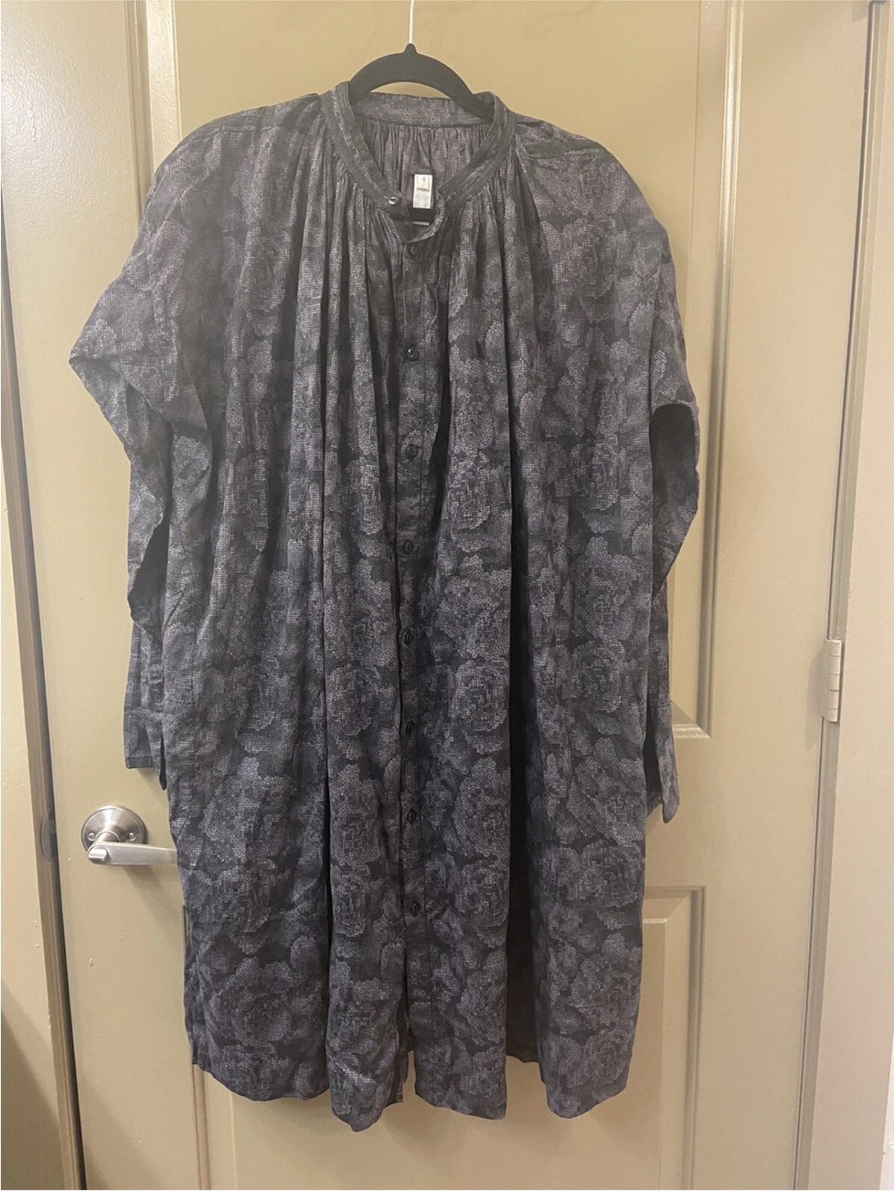 Printed Black Maxi Button-Front Dress